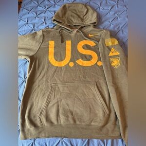 West Point Army USMA U.S. military green sweatshirt